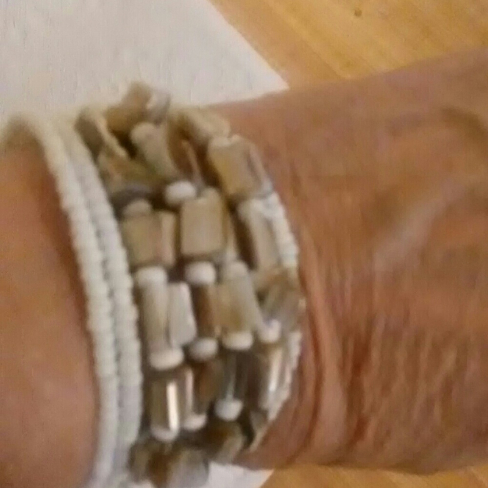 Bracelet - Picture 3 of 3